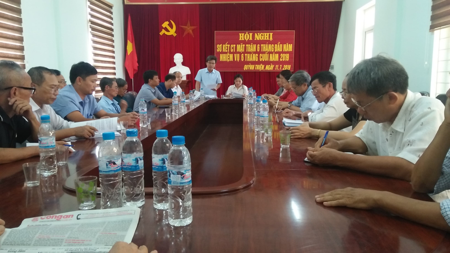 Ông Nguyễn Bá Tiến - PCT UB MTTQ phường báo cáo kết quả hoạt động MTTQ phường 6 tháng đầu năm