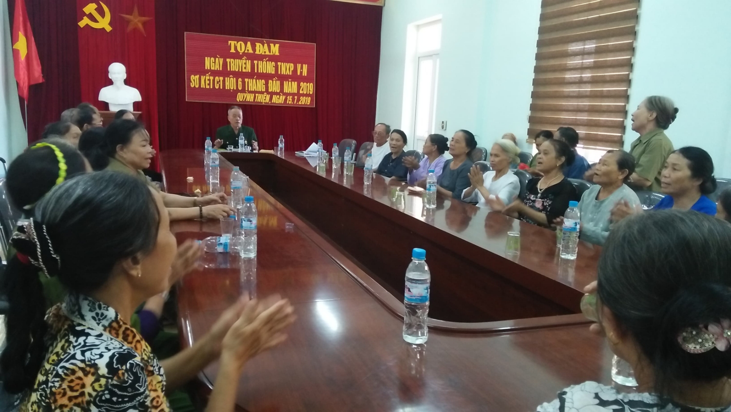 Hội Cựu Thanh niên xung phong phường Quỳnh Thiện tổ chức tọa đàm ngày truyền thống lực lượng TNXP Việt nam và sơ kết hoạt động Hội 6 tháng đầu năm, triển khai nhiệm vụ 6 tháng cuối năm 2019
